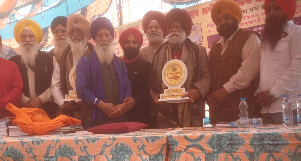 Principal Bahadur Singh Gosal was honored with the Mahamanav Award